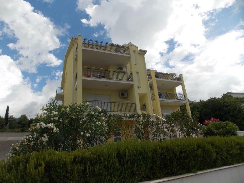 Apartment Mia ツリクヴェニツァ エクステリア 写真